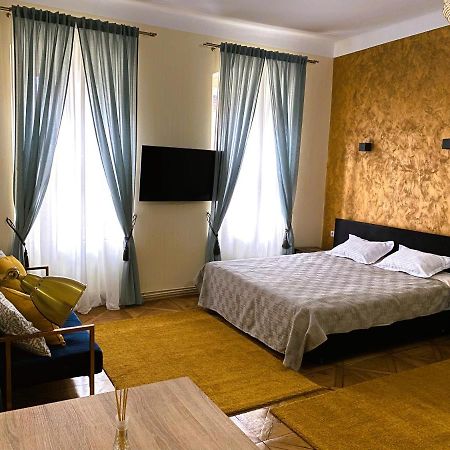 شقة Boem 2 Sibiu Old Town المظهر الخارجي الصورة